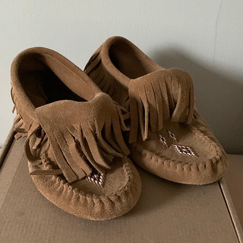 Manitobah Mukluks